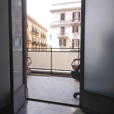 Casa Studenti E Giovani Turisti Fkk - Giochi Di Societa Ed Intimo Party - Volontari Benvenuti * Palermo