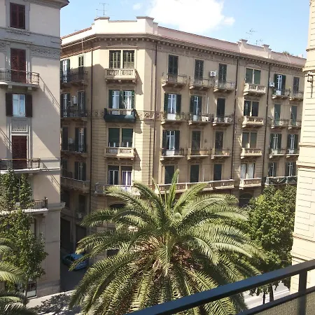 Casa Studenti E Giovani Turisti Fkk - Giochi Di Societa Ed Intimo Party - Volontari Benvenuti Palermo