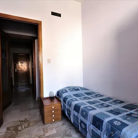 Rum i privatbostad Casa Studenti E Giovani Turisti Fkk - Giochi Di Societa Ed Intimo Party - Volontari Benvenuti Palermo